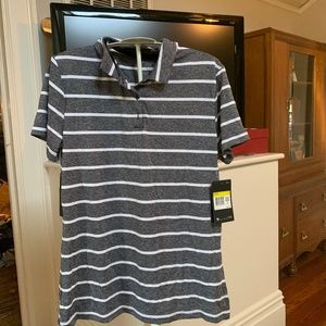 Nike dri fit women’s golf /tennis top. NWT.‎ Retail 55